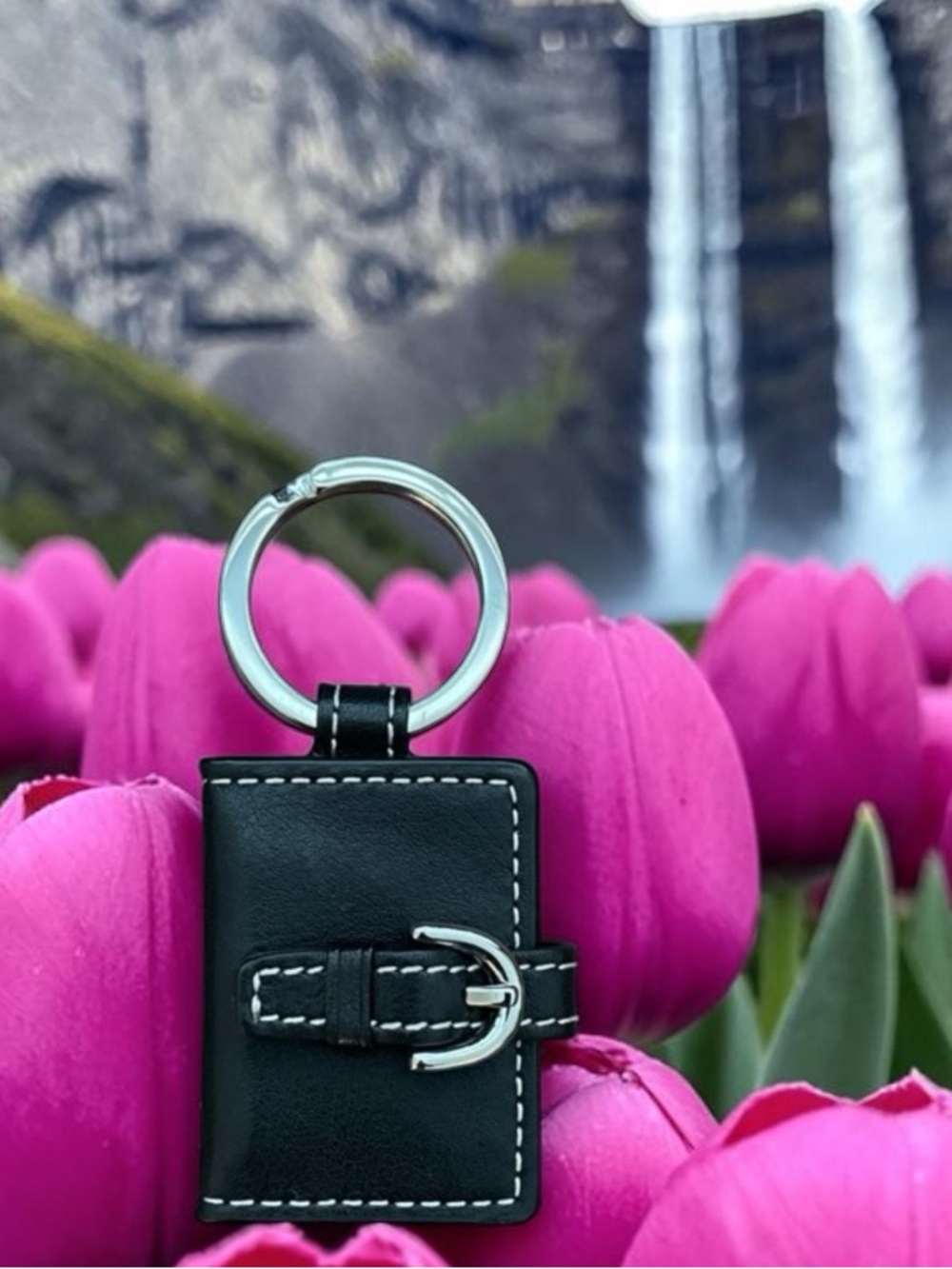 Coach Y2K mini photobook keychain bag charm leather w/snap buckle vintage